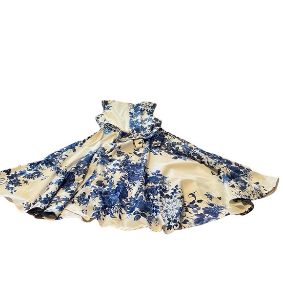 1861 Blue and White Floral Circle Skirt Dress - size Small - Zipper/Tie Back - Picture 9 of 13